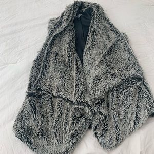 Faux fur vest by Wit & Wisdom size small